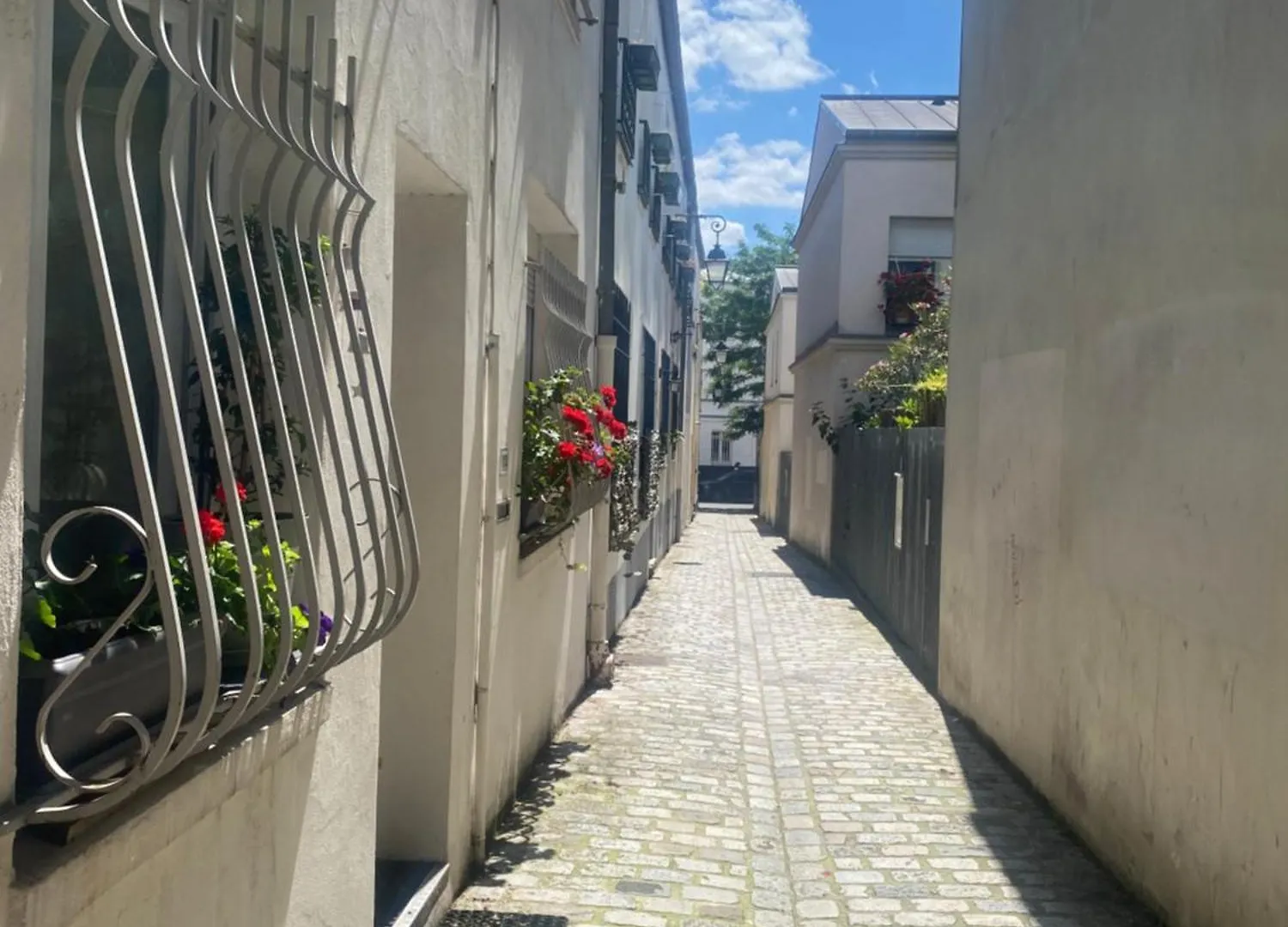 Impasse Des Souhaits - Ci - Maison De Charme Pour 4 Au Coeur Du 20Eme باريس فرنسا